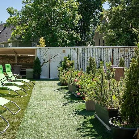Kemp Garden *