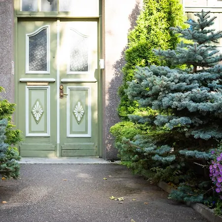 Garden Reval